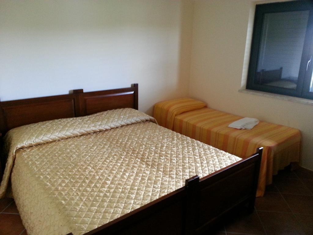 Hotel San Nicola Il Sole à Albanella Chambre photo